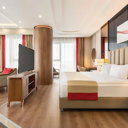 호텔 Ramada By Wyndham Karapinar 3*