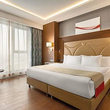 Ramada By Wyndham Karapinar 5*