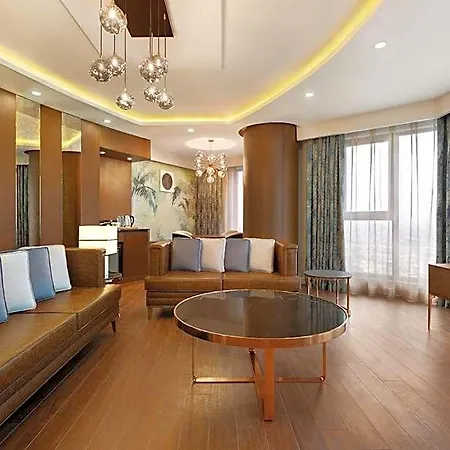 Ramada By Wyndham Karapinar Отель 5*