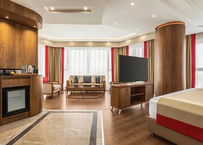 Ramada By Wyndham Karapinar 5*