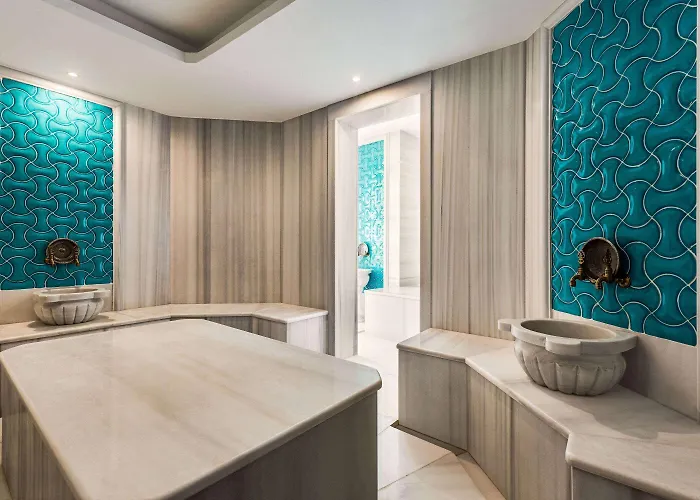 Ramada By Wyndham Karapinar 5* Sultaniye